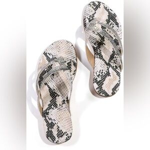 Stylish Snakeskin Flip-Flop Sandals - Size 6